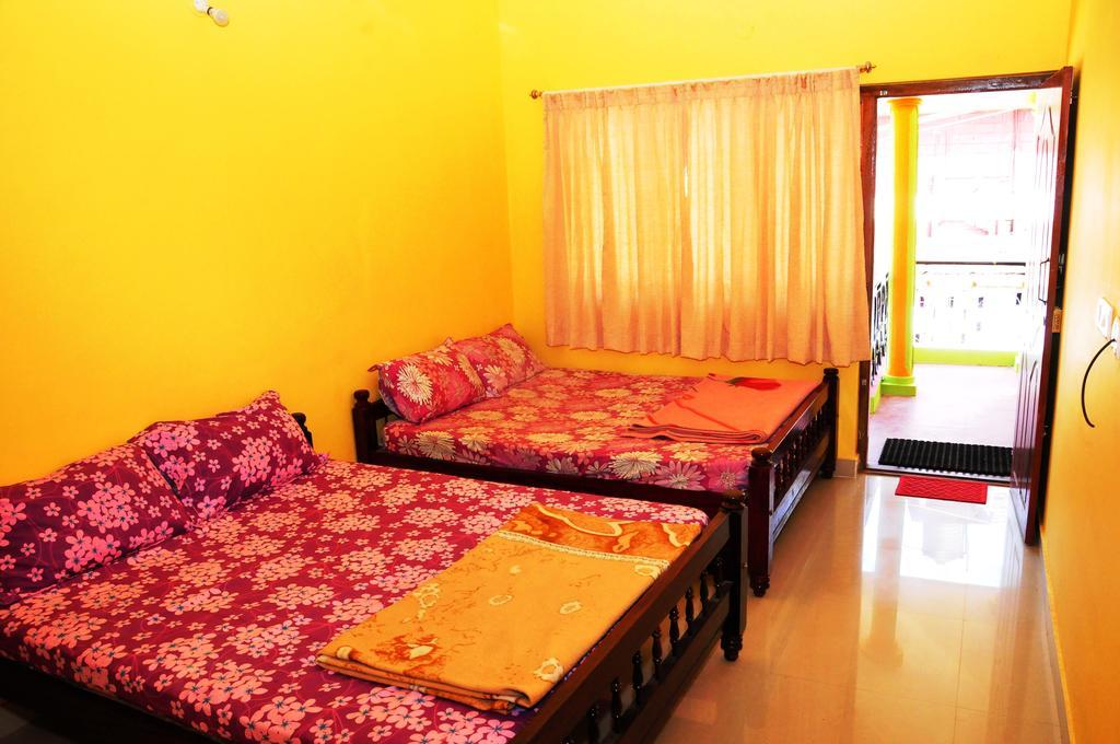Akashadeepa Homestay มาดิเครี ภายนอก รูปภาพ