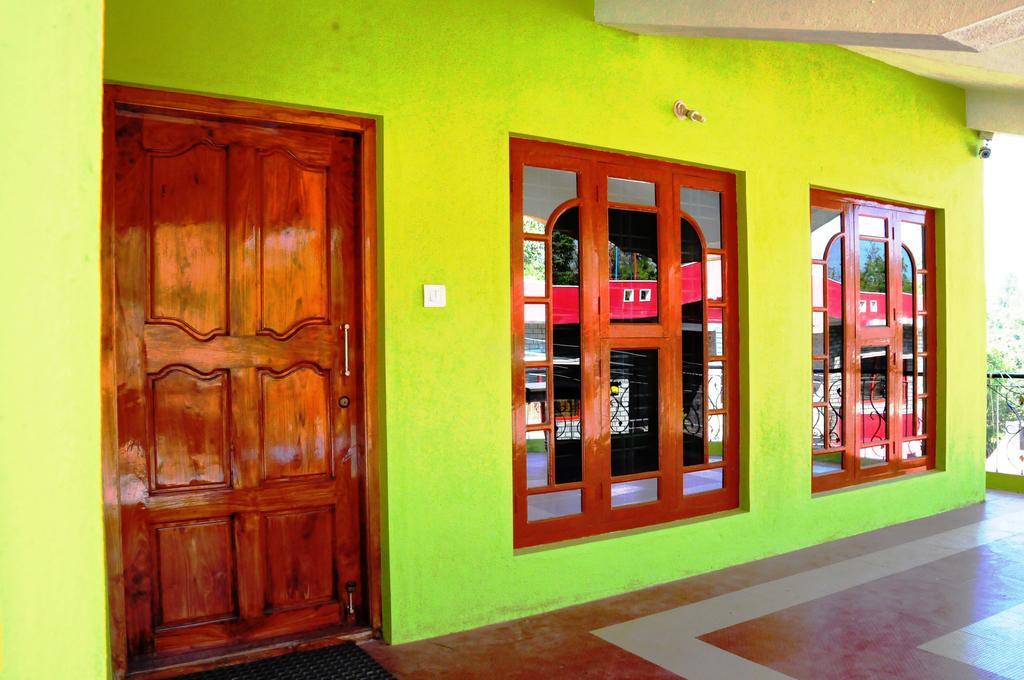 Akashadeepa Homestay มาดิเครี ภายนอก รูปภาพ